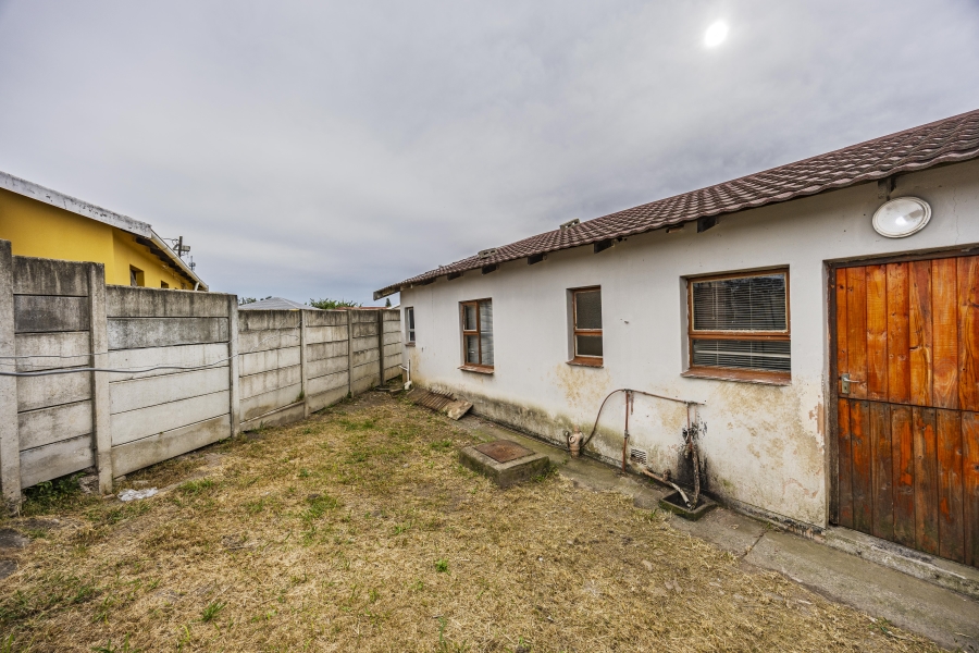 3 Bedroom Property for Sale in Amalinda North Eastern Cape